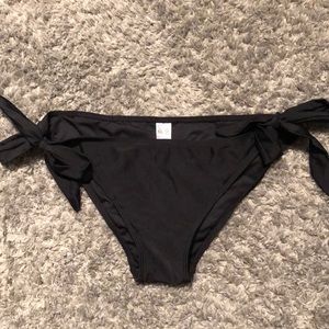 Black side tie bikini bottoms